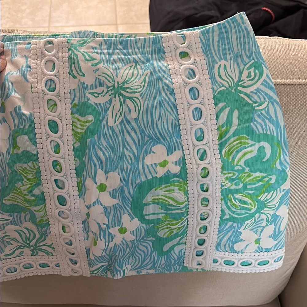 Lilly Pulitzer Pansy Lace Skort in Lagoon Green Wave Rider